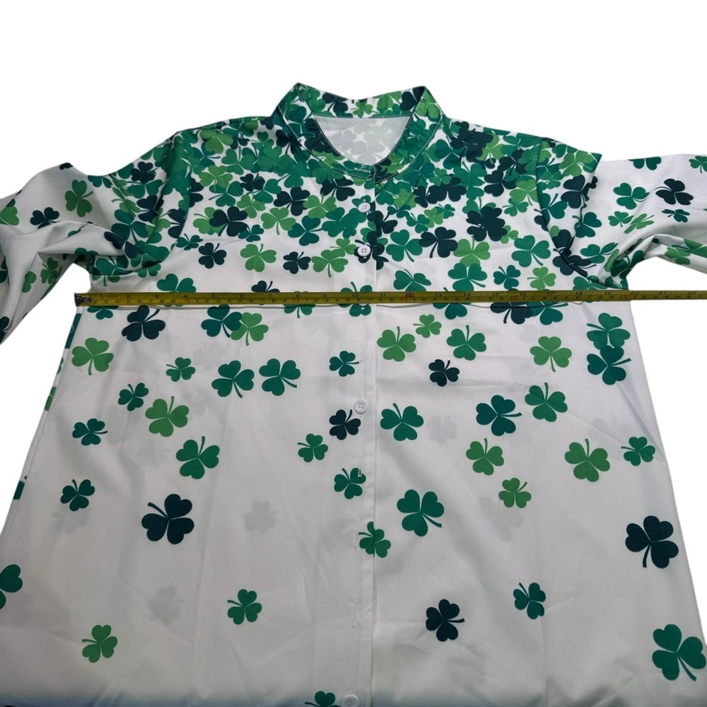 St Patrick’s Day - white tunic with green shamrocks - size M - NWOT - Picture 3 of 9